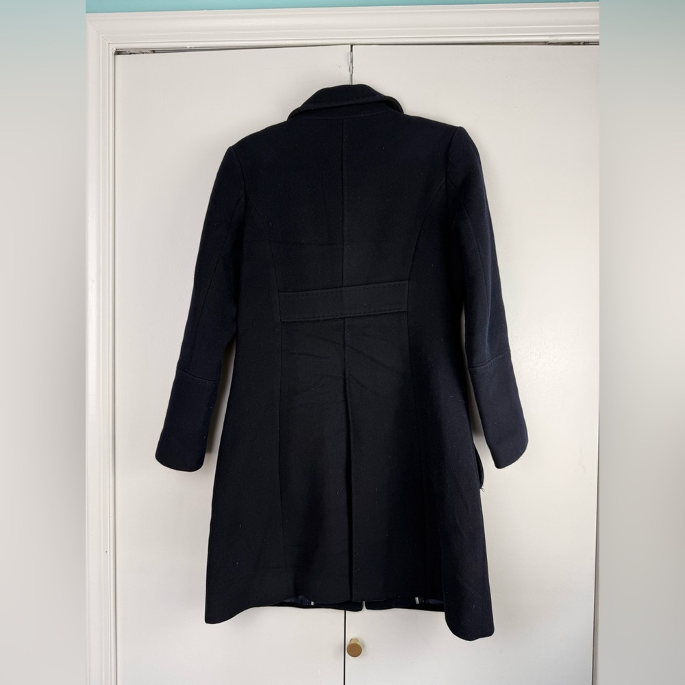 Tahari Navy Peacoat Tailored Gold Buttons Wool Blend Jacket 4 EUC - Picture 2 of 8